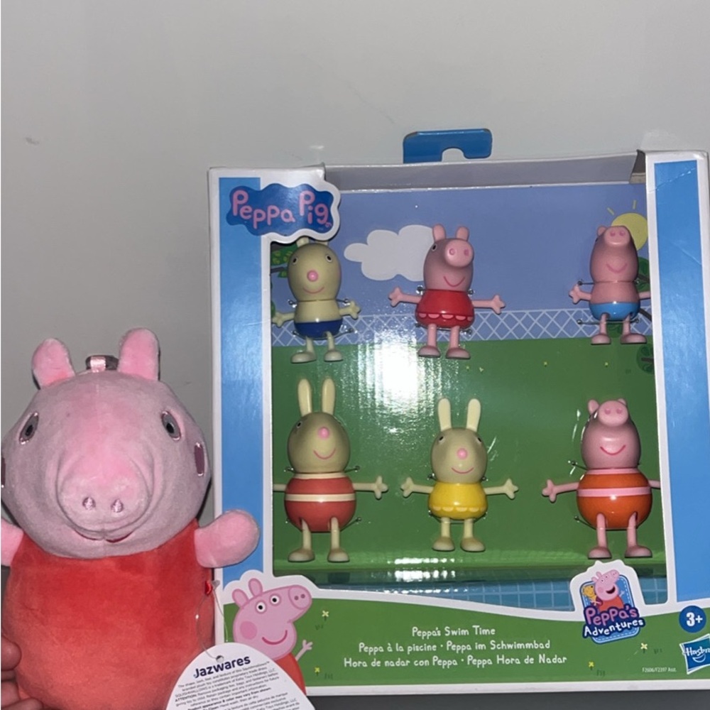 Peppa Pig Adventure Swim Set with Plush